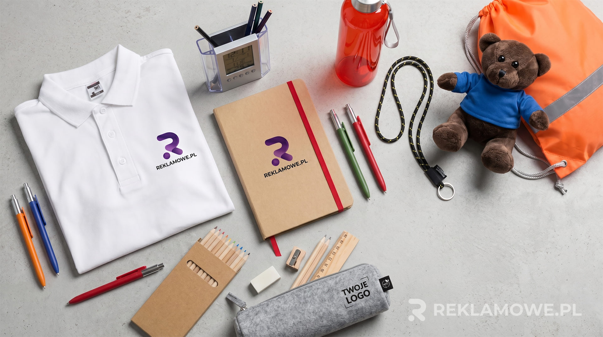 Personalizacja tanich gadżetów reklamowych z logo firmy