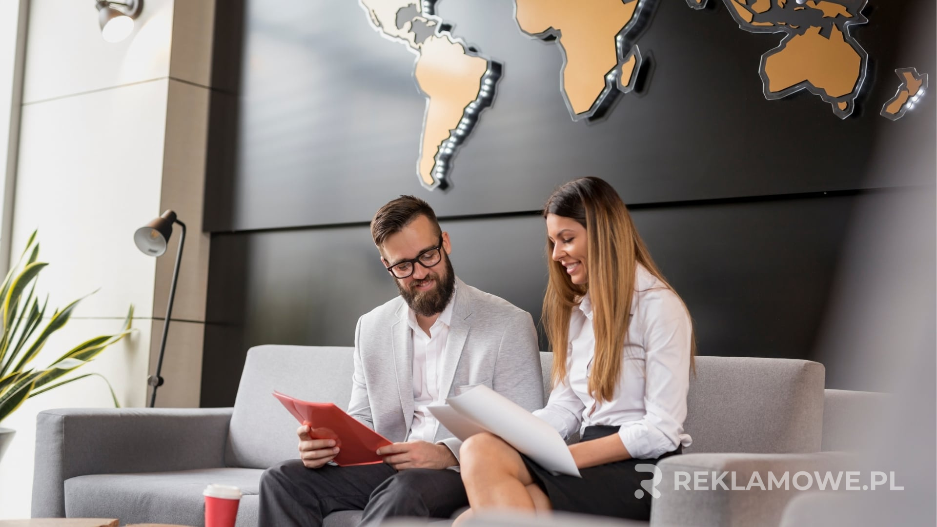 Oryginalne tanie gadżety reklamowe na zdjęciu